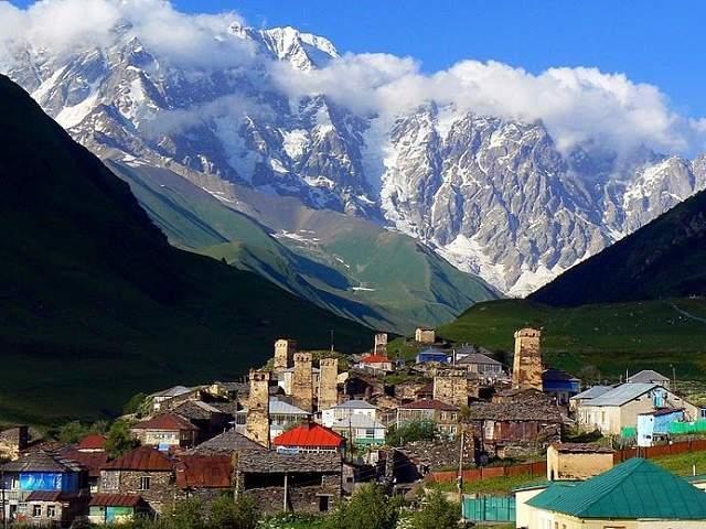 کوه شخارا گرجستان