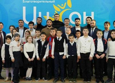 حضور ستاره مسلمان کشتی روسیه در جشن حمایت از بچه ها معلول