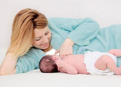 آیا خوابیده شیر دادن به نوزاد، برای سلامتی کودک مضر است؟