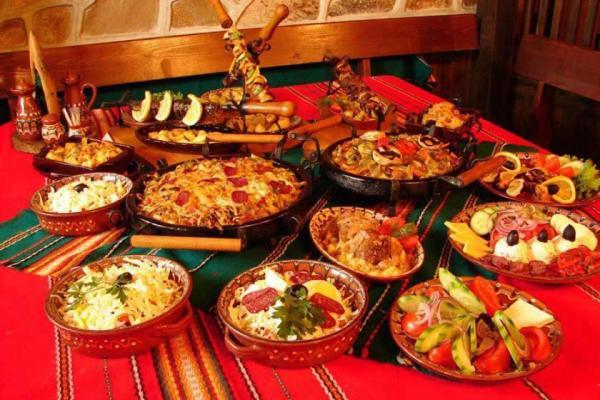 تور بلغارستان: لذیذترین غذاهای محلی بلغارستان: کشور گل های رز در اروپا