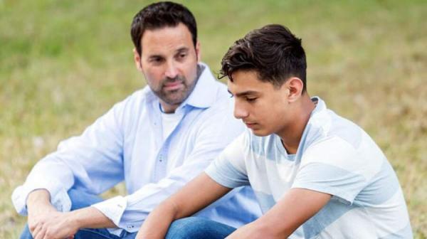 اشتباهات رایج والدین در تربیت نوجوانان، فهیمه مردان به این سؤال پاسخ می دهد که چرا بعضی نوجوانان پرخاشگر می شوند؟