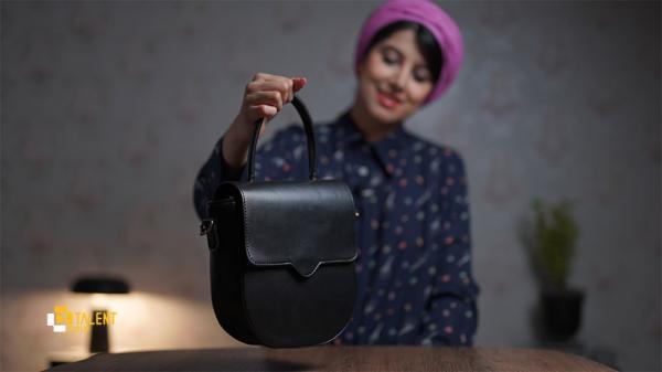 بررسی کیف رودوشی زنانه اسپیور مدل DWB21؛ شیک و مینیمال آنالیز کیف رودوشی زنانه اسپیور مدل DWB21؛ شیک و مینیمال